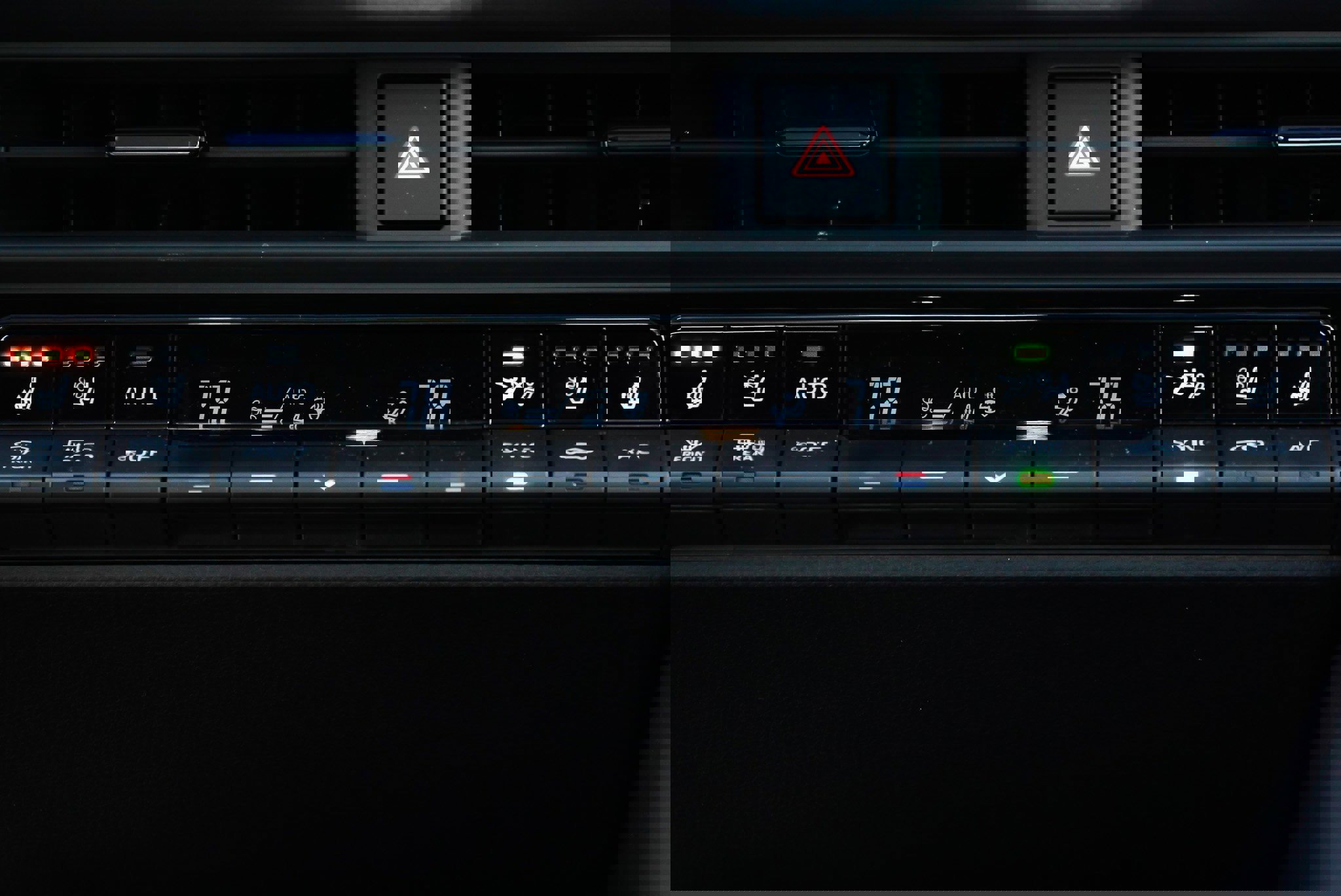 Certified 2024 Toyota Crown Platinum AWD/4WD image 37