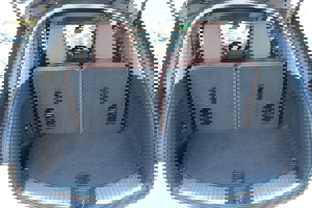 Used 2018 Acura MDX Sport Hybrid w/ Technology Pkg image 32