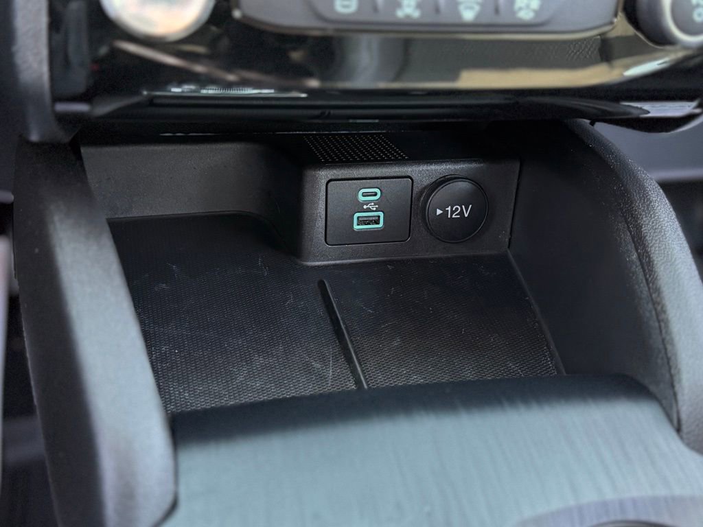 Used 2023 Ford Escape SE image 14