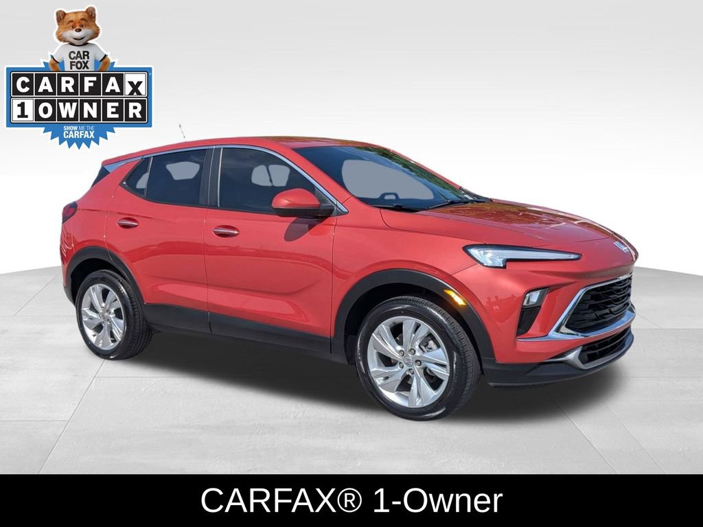 Used 2024 Buick Encore GX Preferred FWD image 2