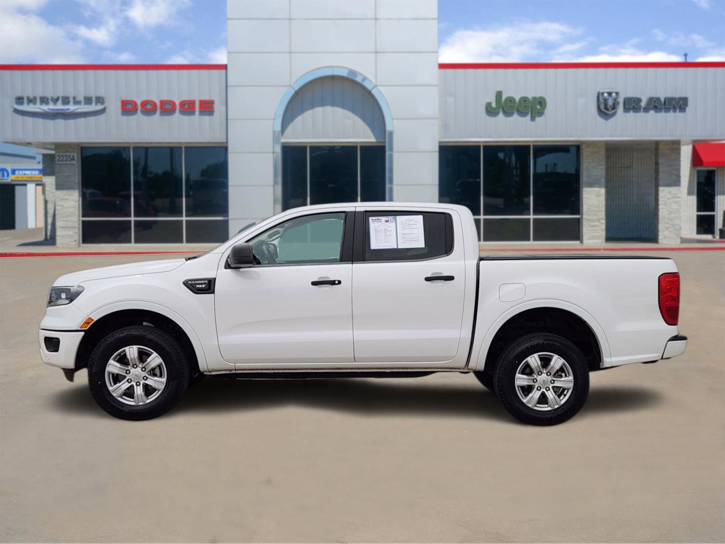 Used 2019 Ford Ranger XLT w/ Equipment Group 301A Mid image 3