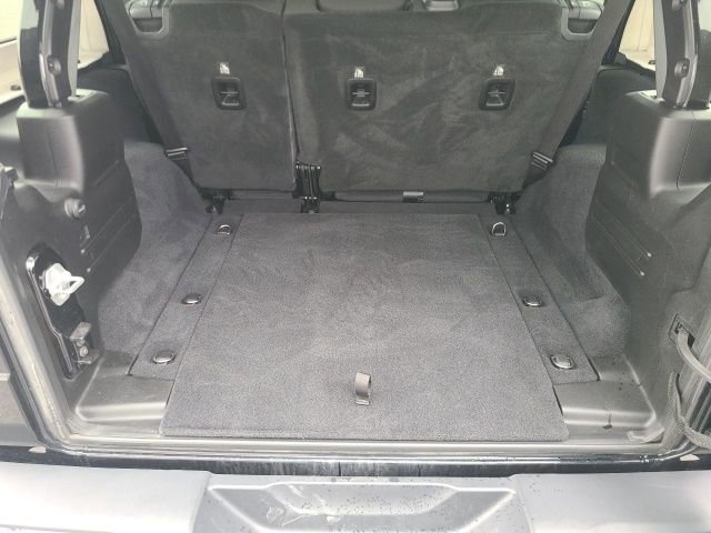 Used 2019 Jeep Wrangler Unlimited Rubicon w/ Safety Group image 17