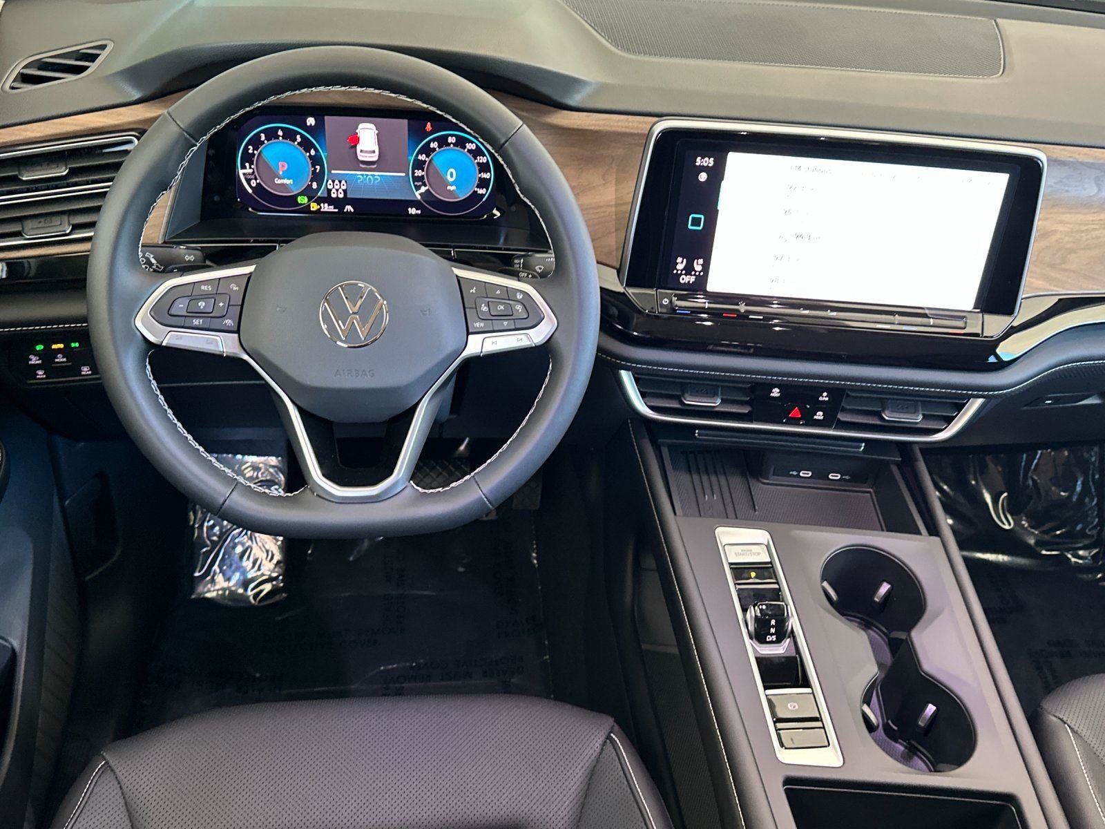 New 2026 Volkswagen Atlas SE FWD image 13