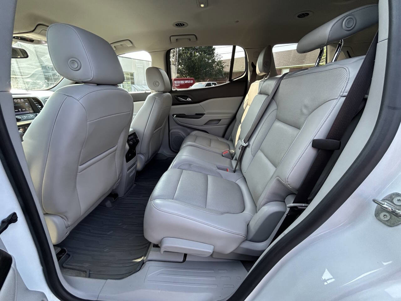 Used 2018 GMC Acadia SLT w/ LPO, Protection Package image 15