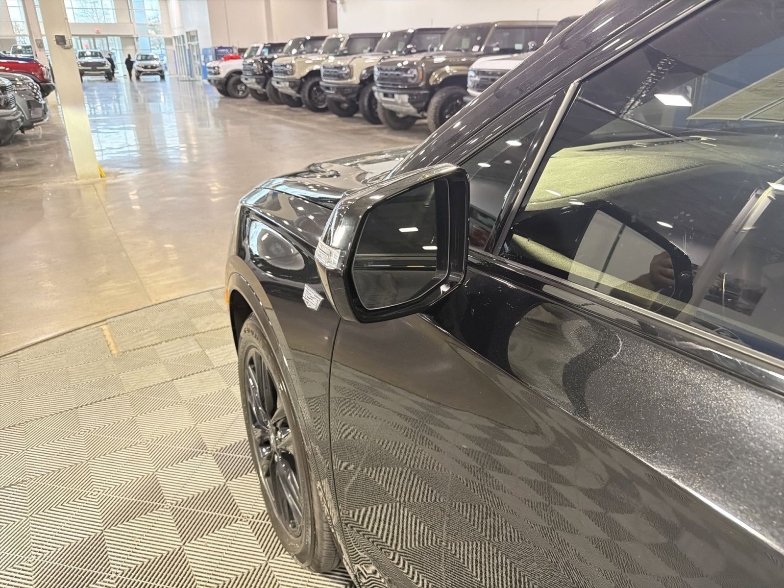 Used 2023 Cadillac XT6 Sport image 15