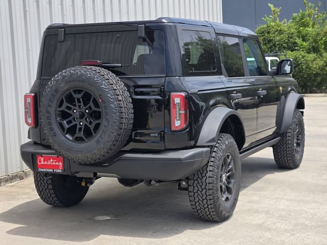 New 2026 Ford Bronco Badlands w/ Black Appearance Package AWD/4WD image 3