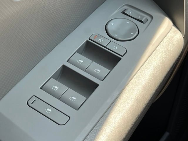 New 2027 Kia Seltos LX FWD image 33