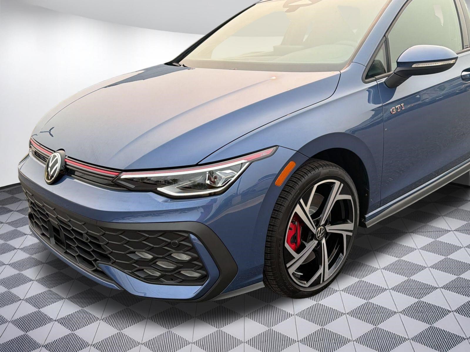 New 2026 Volkswagen Golf SE FWD image 27
