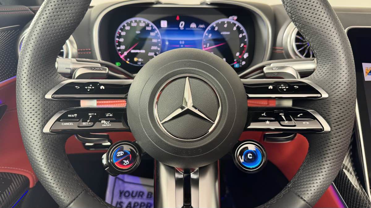 Used 2026 Mercedes-Benz SL 63 AMG 4MATIC image 18