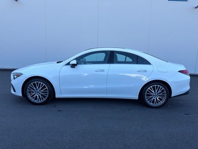 Used 2025 Mercedes-Benz CLA 250 4MATIC image 11