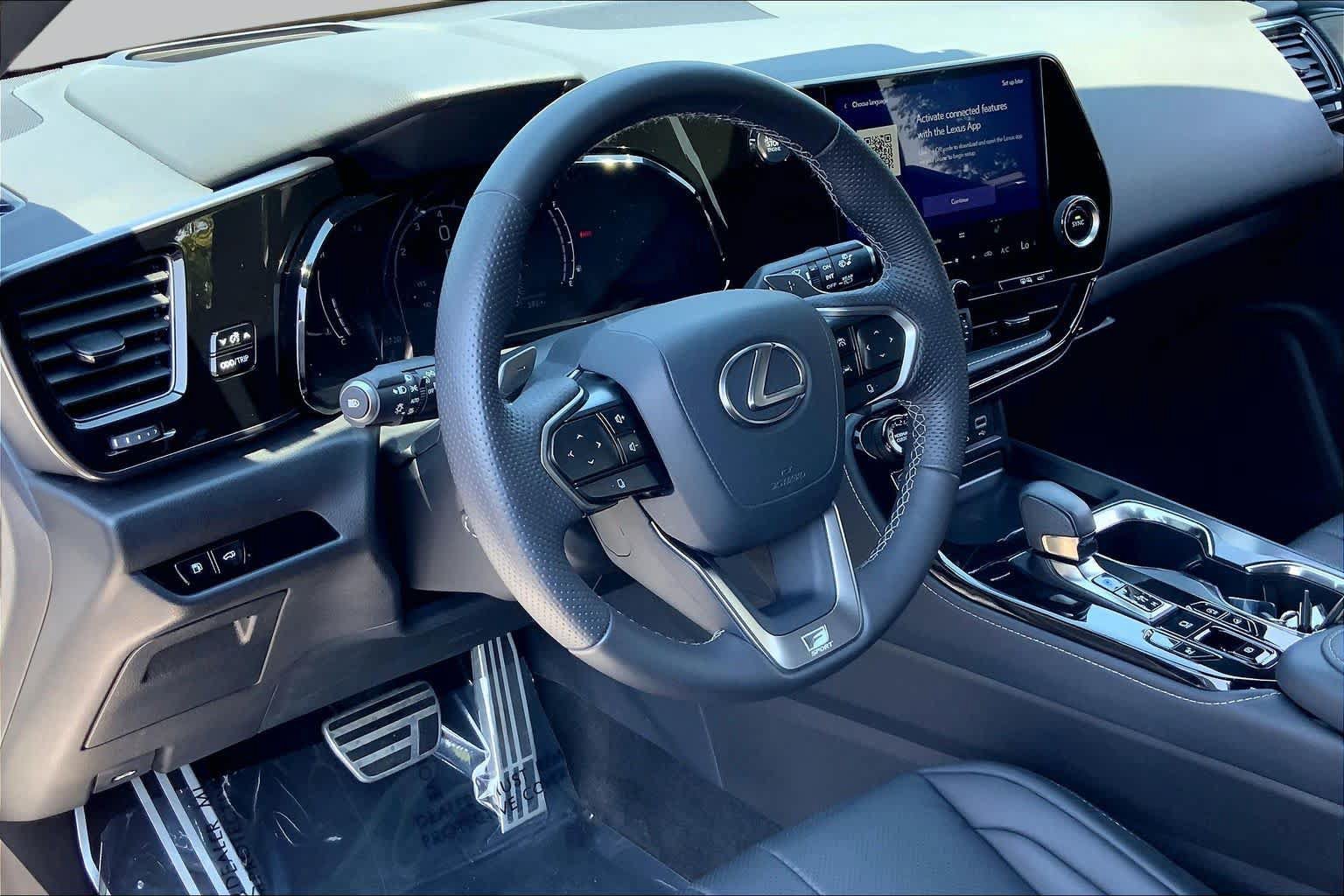 Certified 2025 Lexus NX 350 F Sport w/ Accessory Package (P2) AWD/4WD image 18