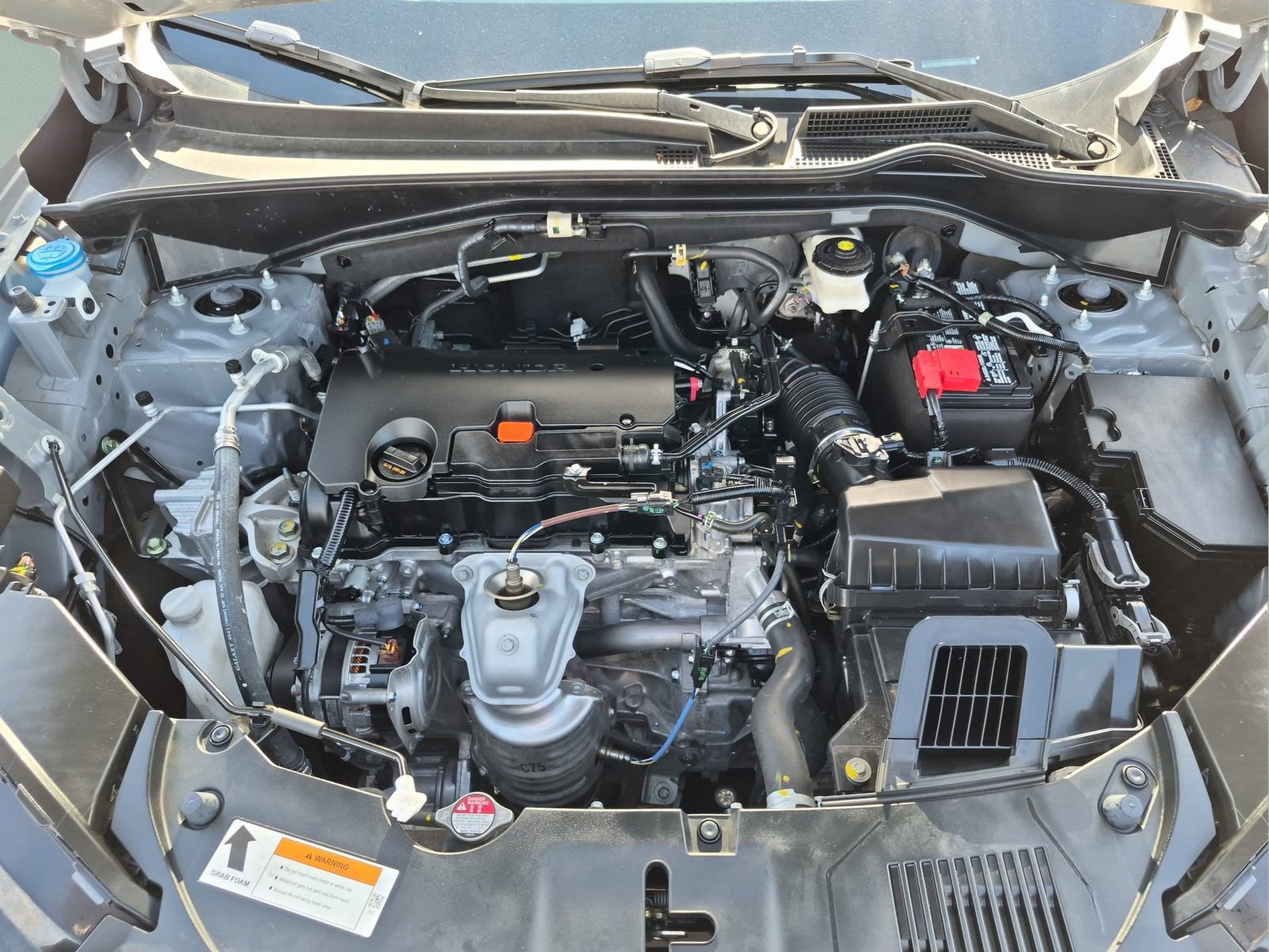 Certified 2025 Honda HR-V Sport image 21
