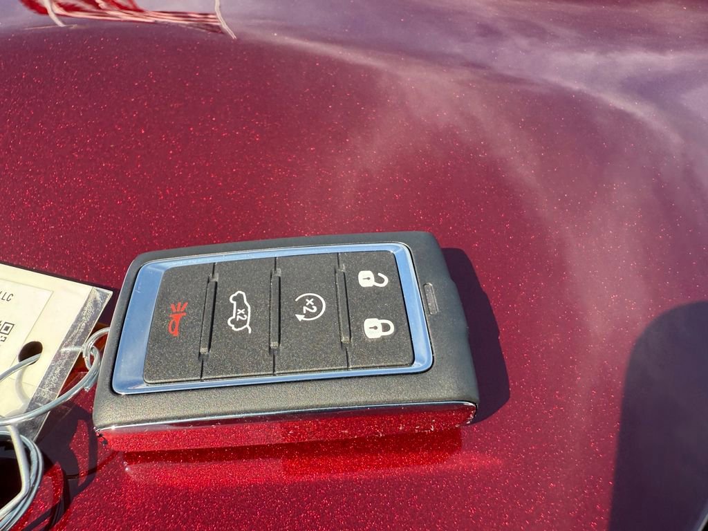 New 2025 Jeep Grand Cherokee Laredo image 29