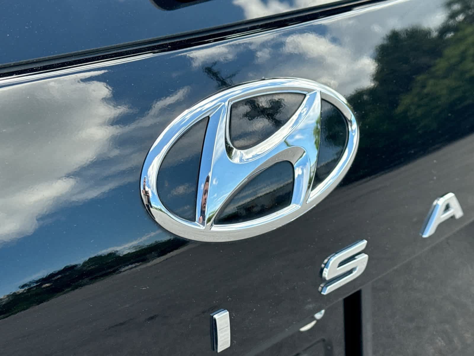 Used 2023 Hyundai Palisade Limited FWD image 18