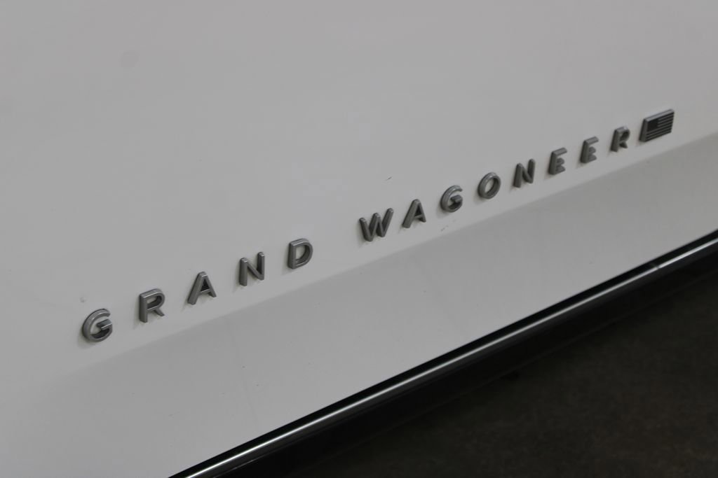 Used 2023 Jeep Grand Wagoneer 4WD image 14
