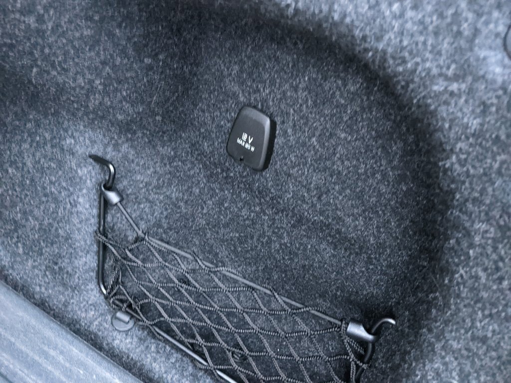 Certified 2024 Volvo S60 T8 Ultimate w/ Climate Package image 29