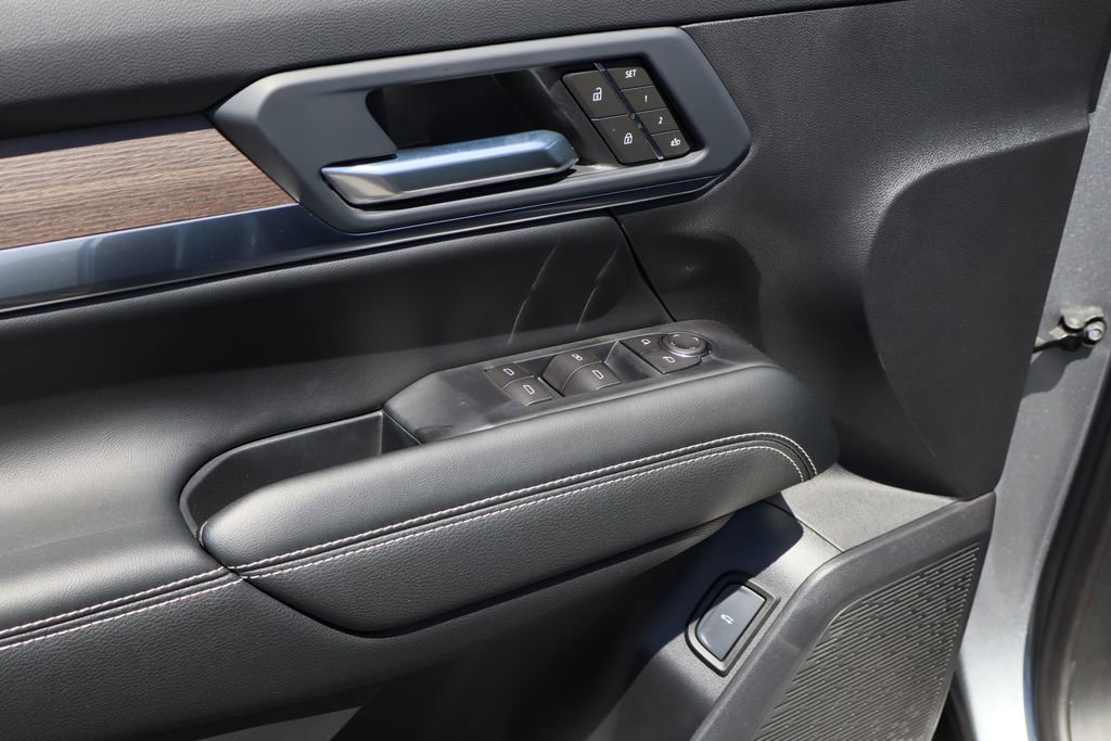 Certified 2026 GMC Terrain Denali AWD/4WD image 21