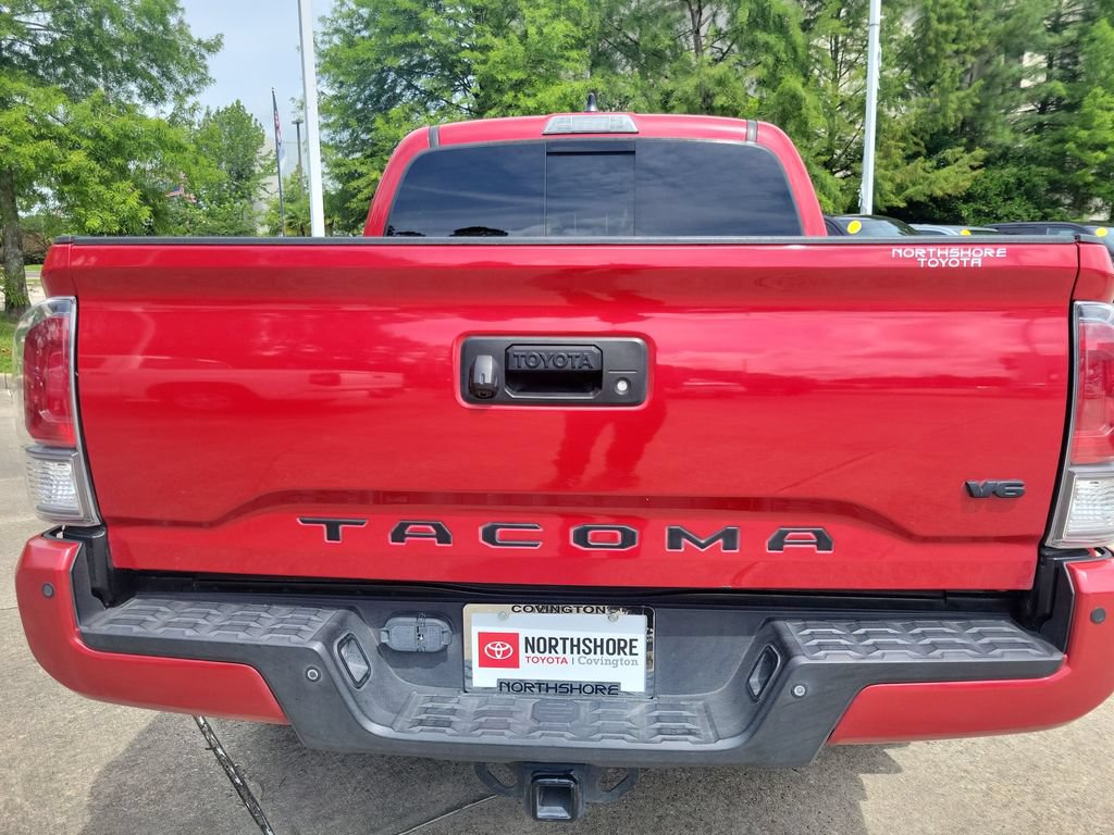 Certified 2023 Toyota Tacoma TRD Off-Road w/ Technology Package AWD/4WD image 5
