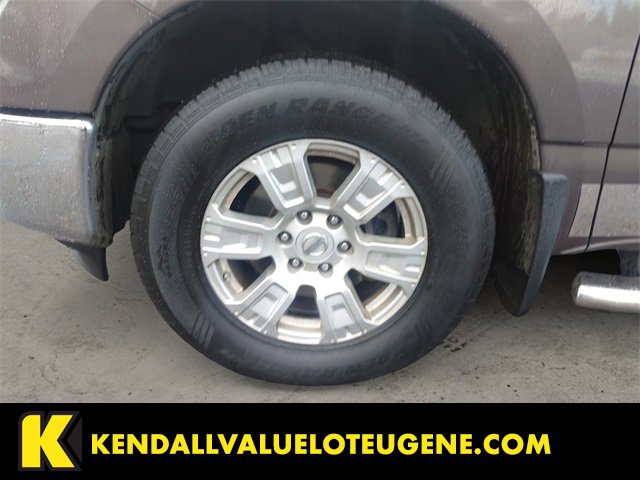 Used 2017 Nissan Titan SV image 14