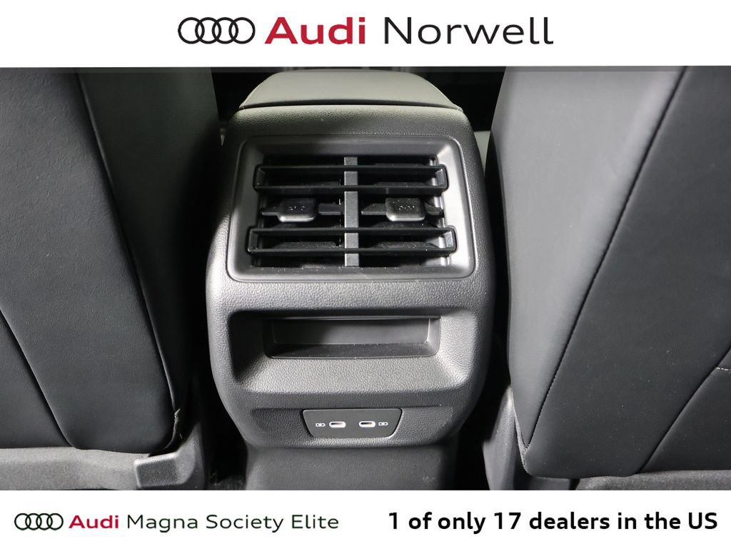 Used 2025 Volkswagen Tiguan SE R-Line AWD/4WD image 21