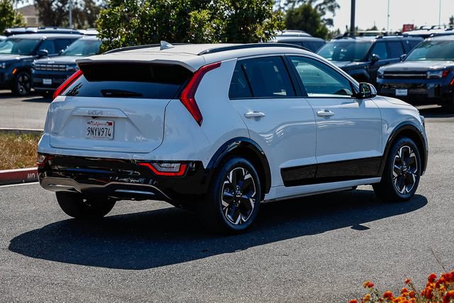 Used 2024 Kia Niro Wave FWD image 5