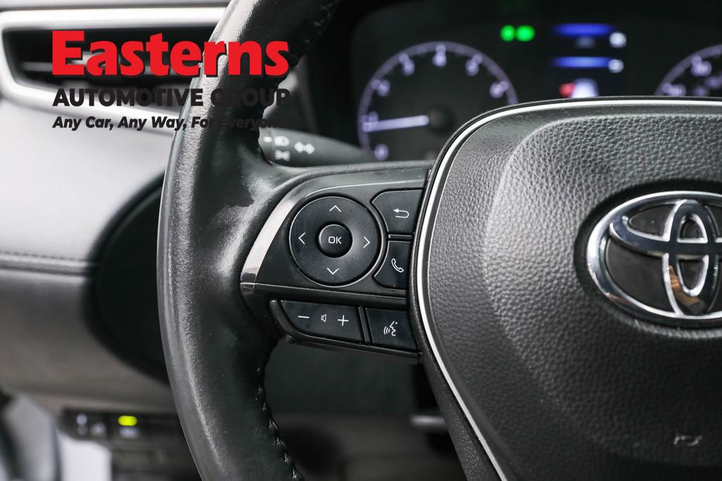 Used 2024 Toyota Corolla Cross LE image 15