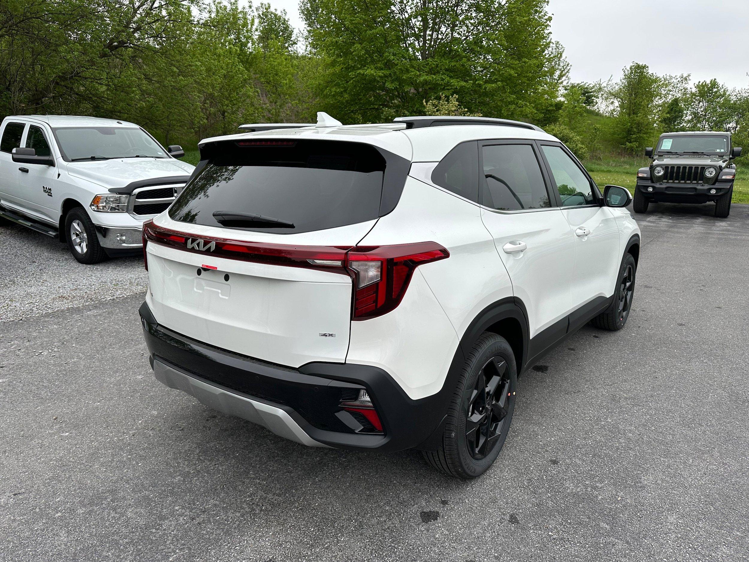New 2026 Kia Seltos EX AWD/4WD image 5