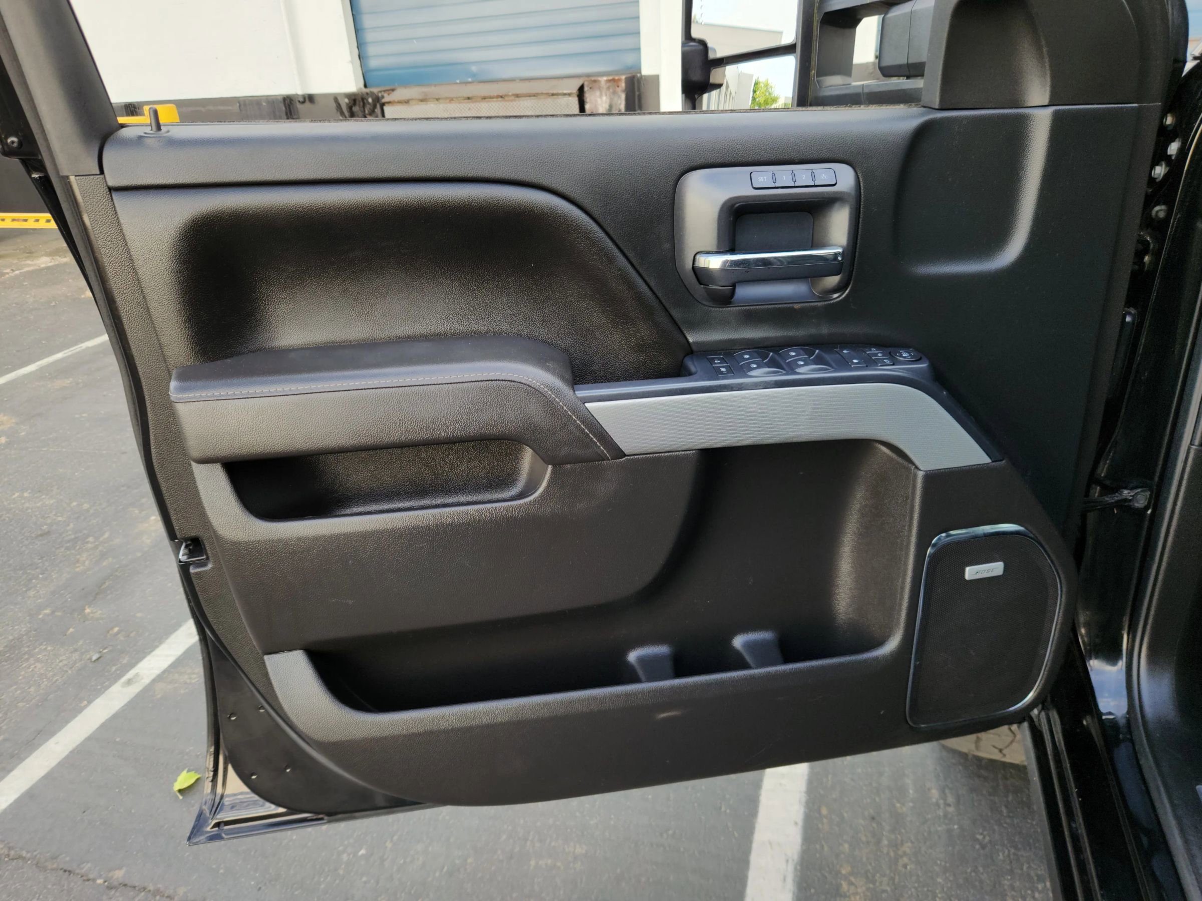 Used 2016 Chevrolet Silverado 2500 LTZ w/ Duramax Plus Package AWD/4WD image 8