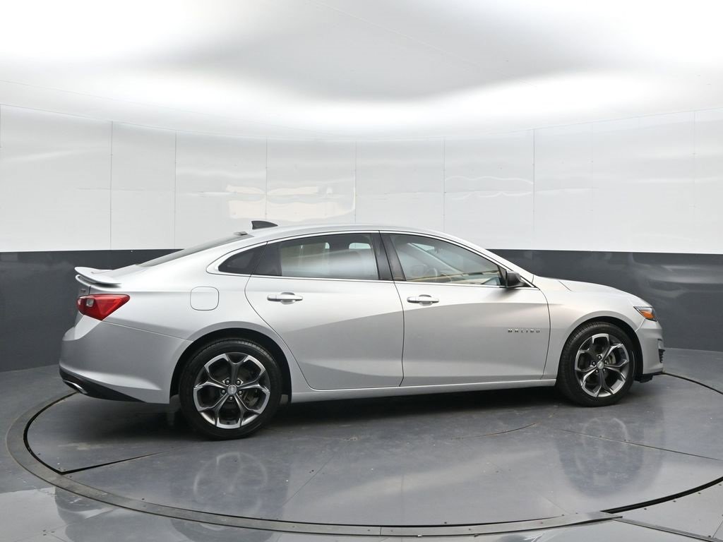 Used 2019 Chevrolet Malibu RS image 3
