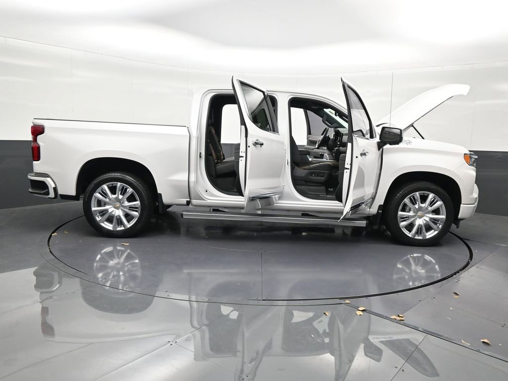 Used 2023 Chevrolet Silverado 1500 High Country w/ High Country Premium Package image 35