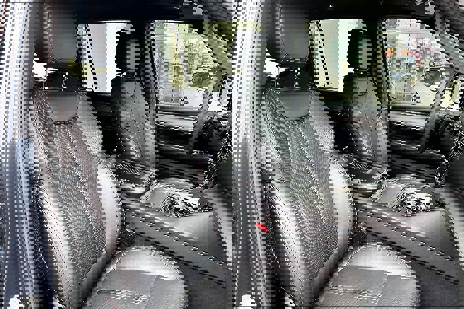 Used 2023 Jeep Wagoneer Series II image 9