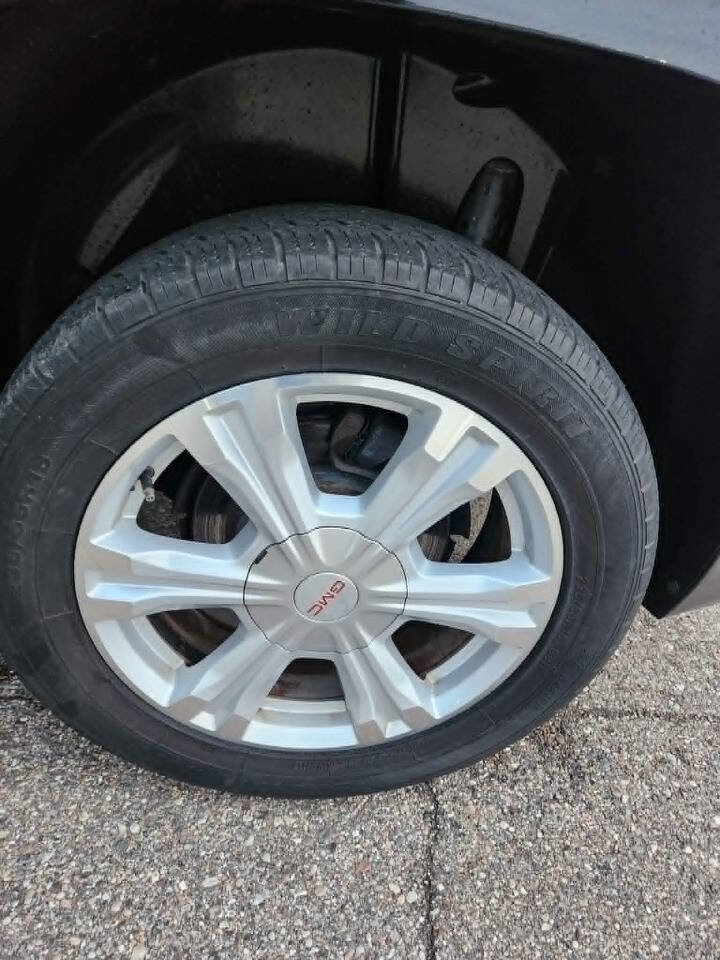 Used 2017 GMC Terrain SLE w/ Convenience Package image 28