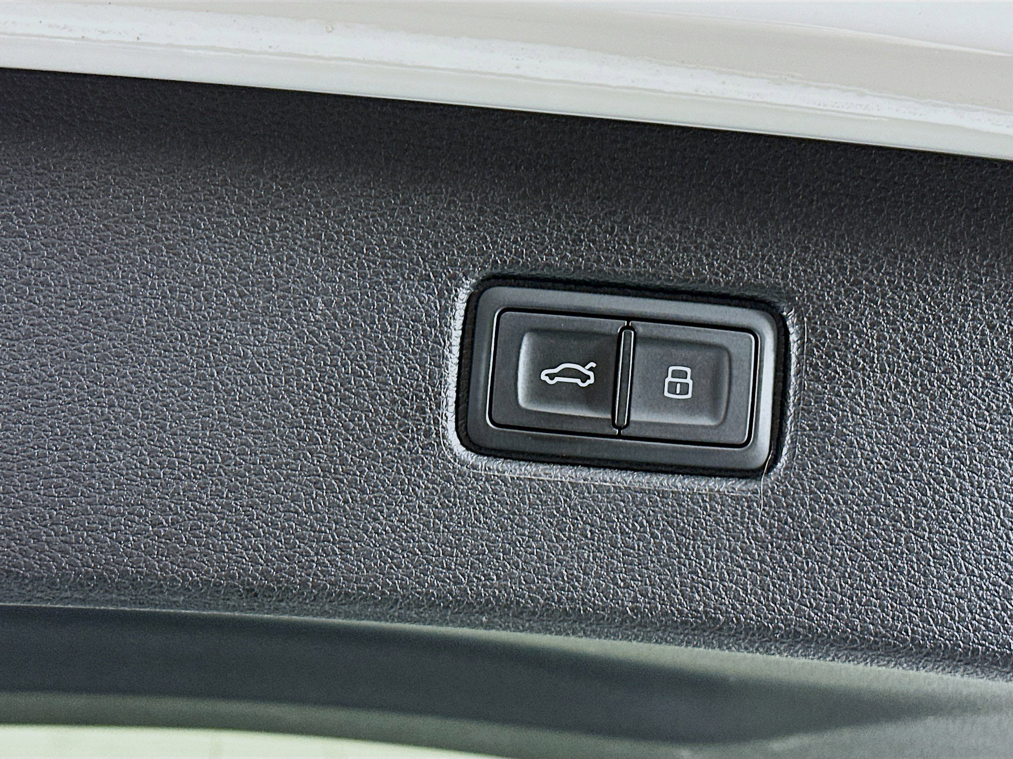 Used 2022 Audi Q7 3.0T Premium image 32