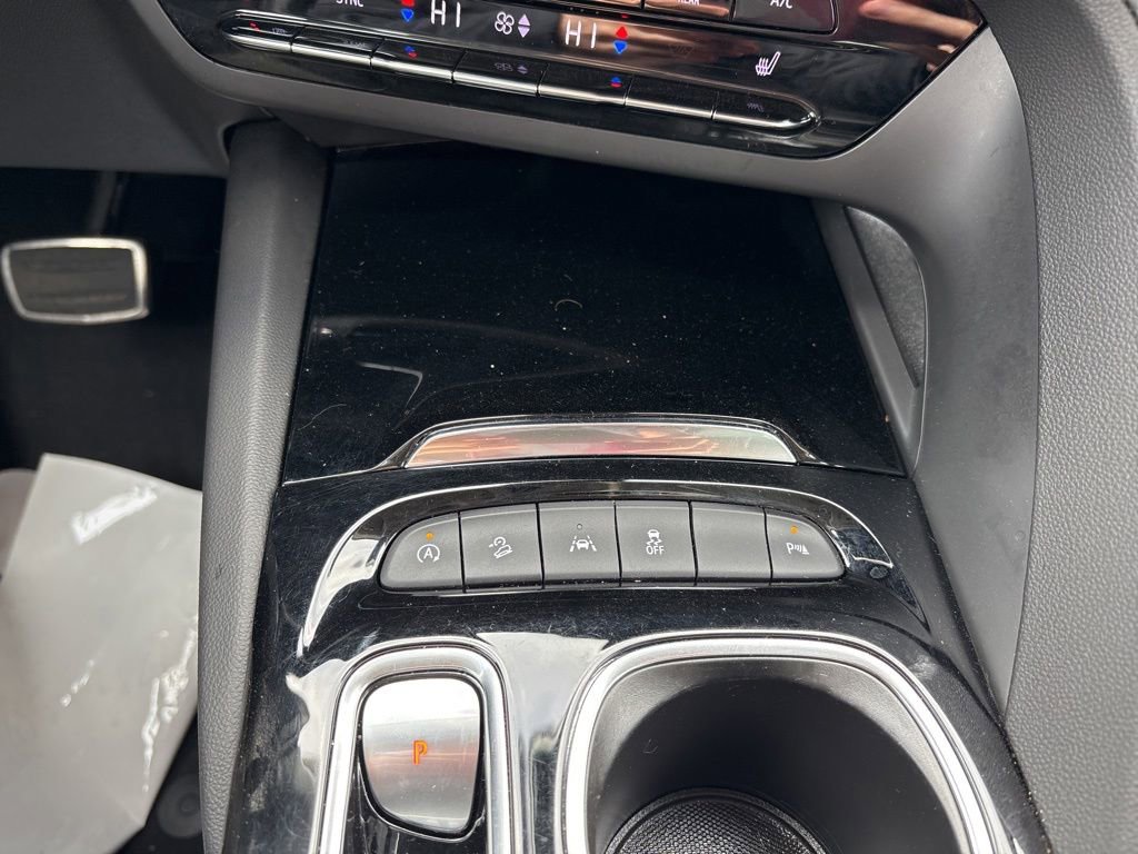 Used 2023 Buick Envision Essence w/ Sport Touring Package AWD/4WD image 37