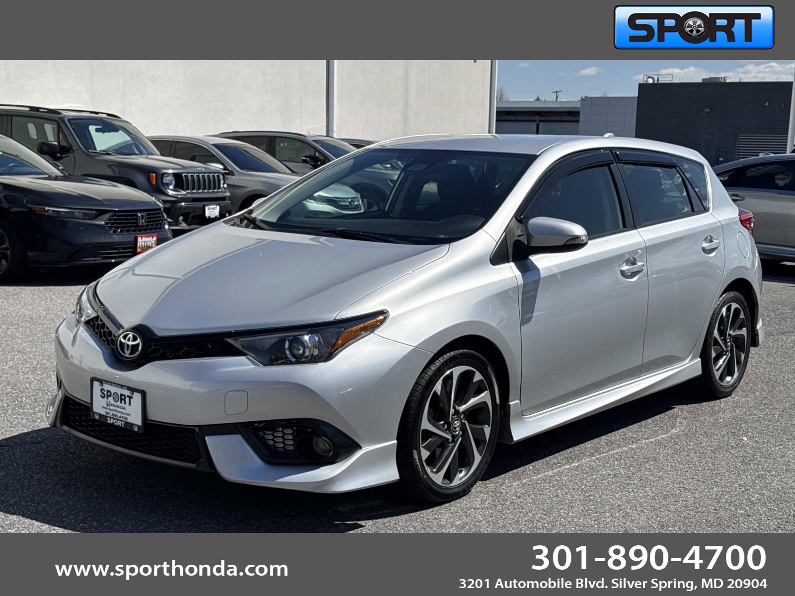 Used 2018 Toyota Corolla iM w/ All-Weather Mat Package image 1