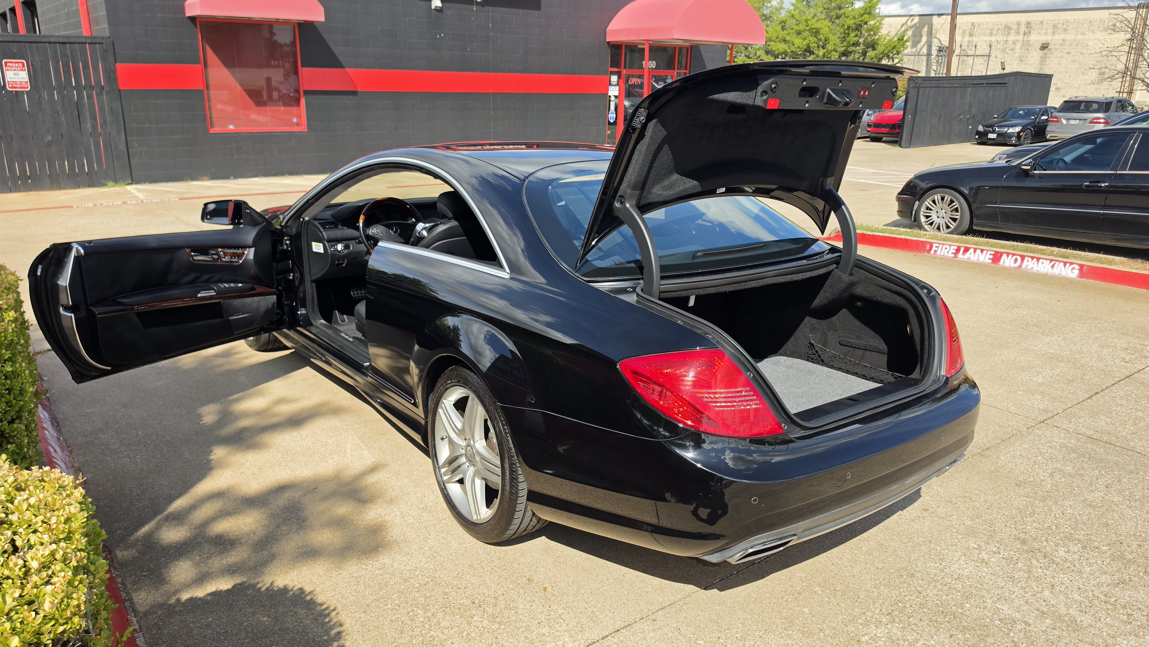Used 2012 Mercedes-Benz CL 550 4MATIC w/ Sport Pkg image 20