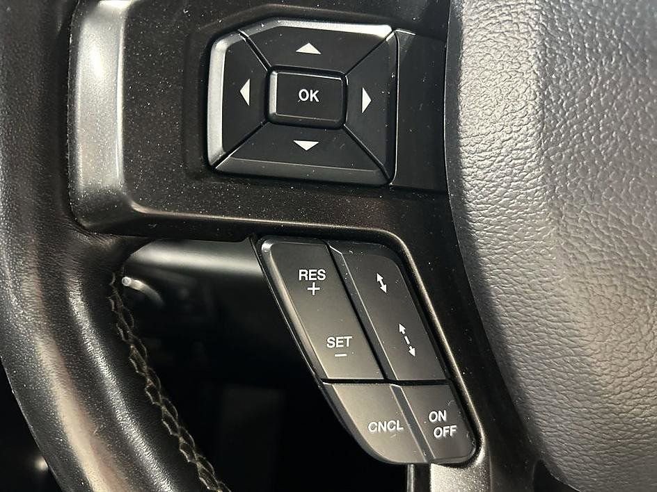 Used 2020 Ford Expedition Limited w/ Texas Edition Package AWD/4WD image 15