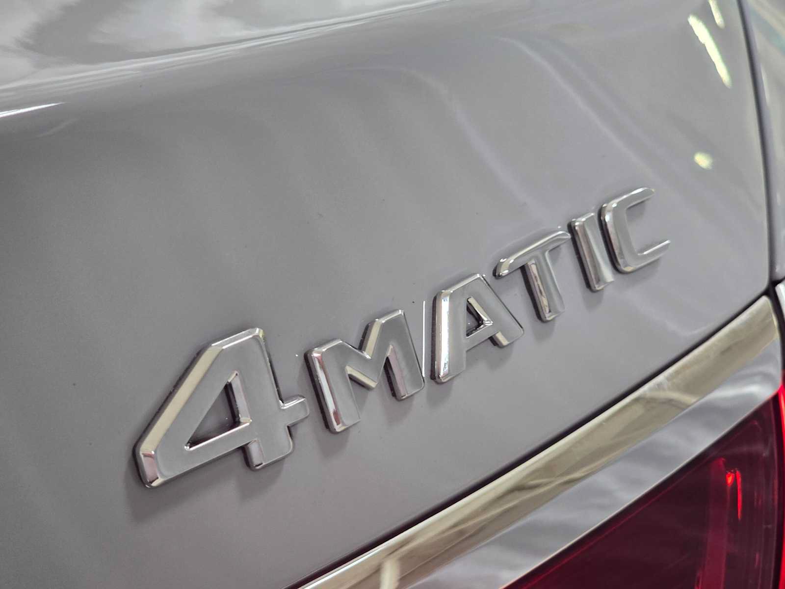 Used 2025 Mercedes-Benz E 350 4MATIC Sedan image 17