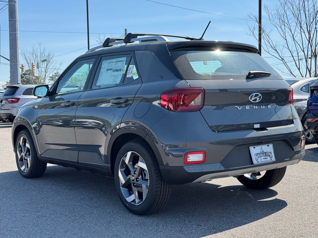 Certified 2025 Hyundai Venue Limited image 10