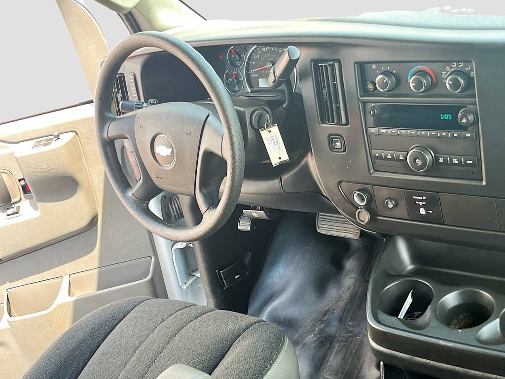Used 2025 Chevrolet Express 2500 w/ Driver Convenience Package RWD image 22
