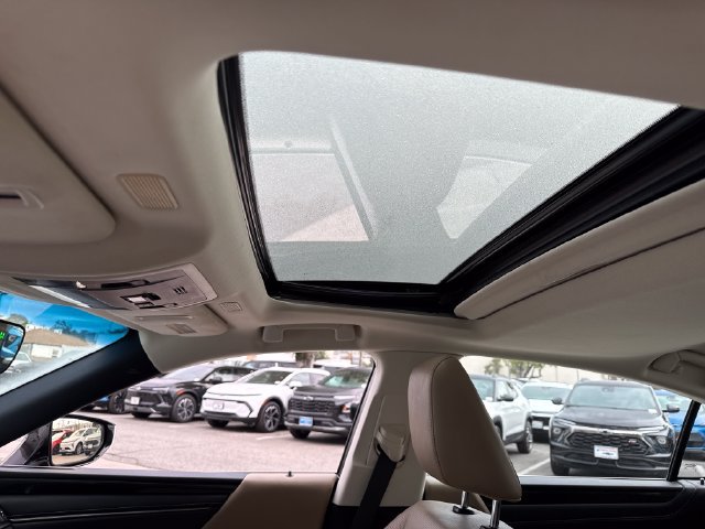 Used 2021 Lexus ES 350 w/ Accessory Package FWD image 21