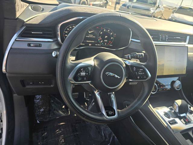 Used 2024 Jaguar F-PACE SVR AWD/4WD image 26