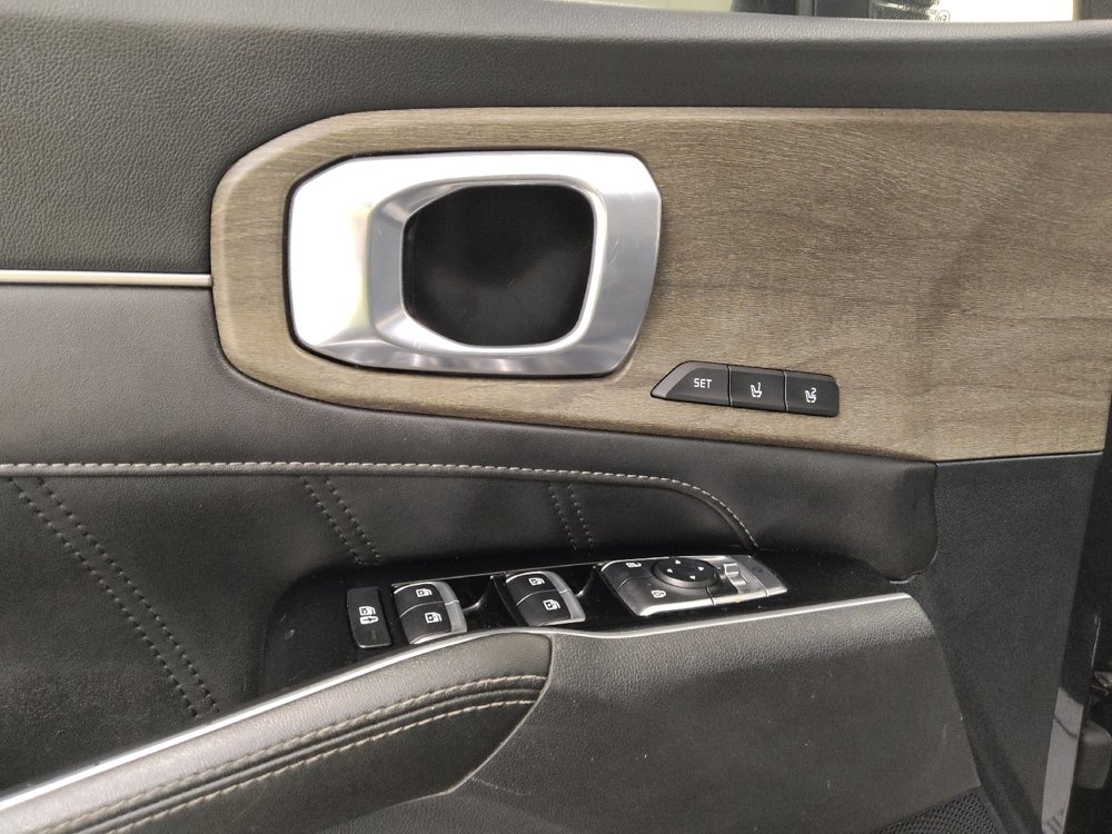 Used 2022 Kia Sorento SX Prestige AWD/4WD image 27