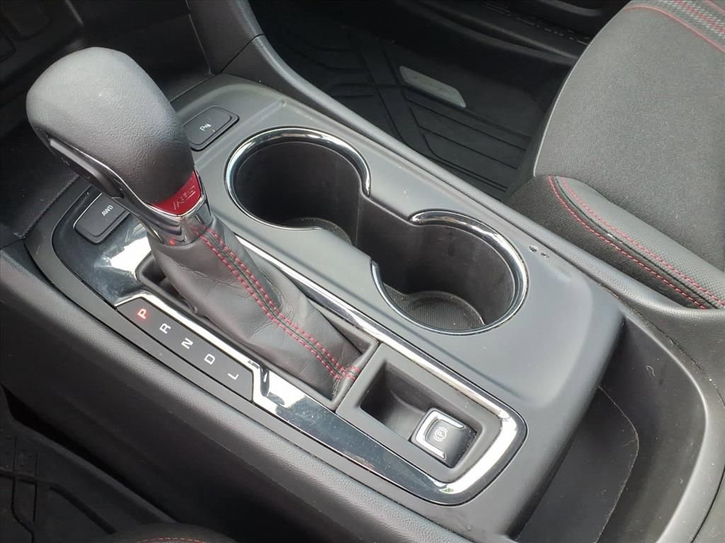 Used 2022 Chevrolet Equinox RS w/ LPO, Floor Liner Package AWD/4WD image 14