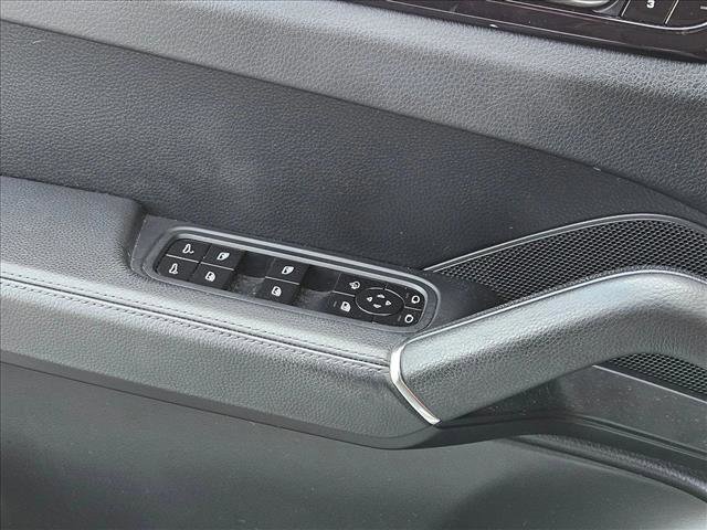 Used 2019 Porsche Cayenne image 6