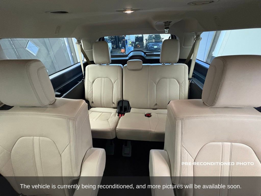 Used 2023 Ford Expedition Max Platinum AWD/4WD image 13