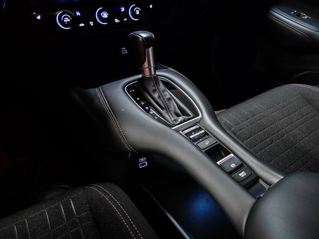 Certified 2023 Honda HR-V Sport image 31