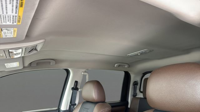 Used 2018 Nissan Titan Platinum Reserve image 11