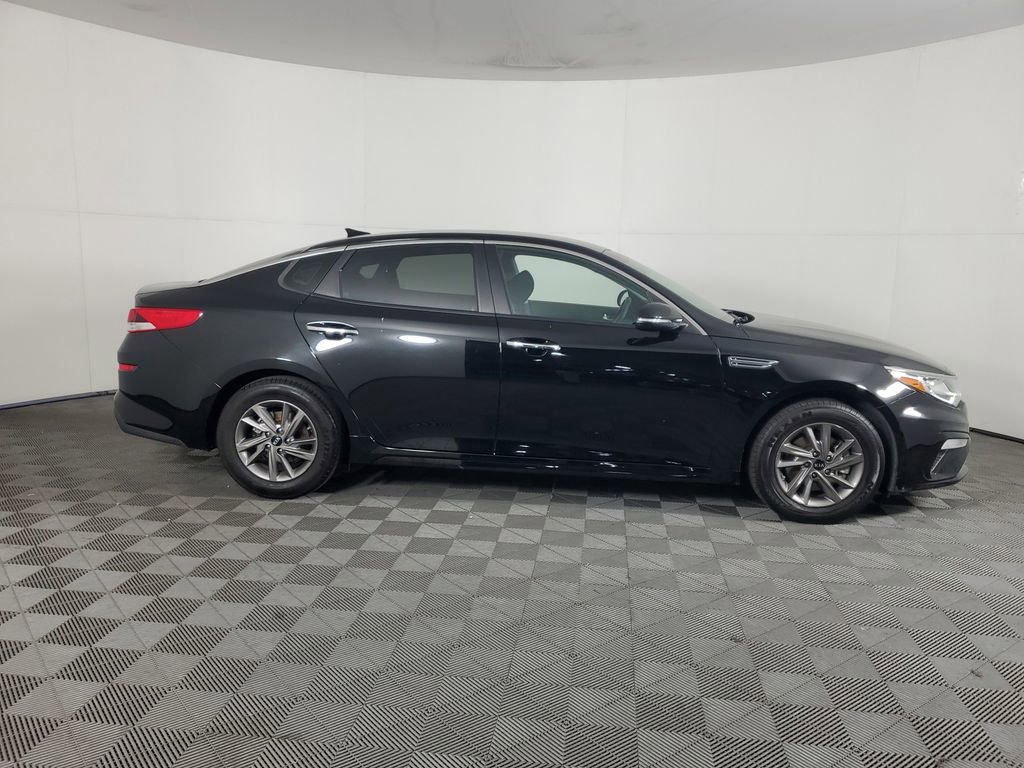 Used 2020 Kia Optima LX image 3