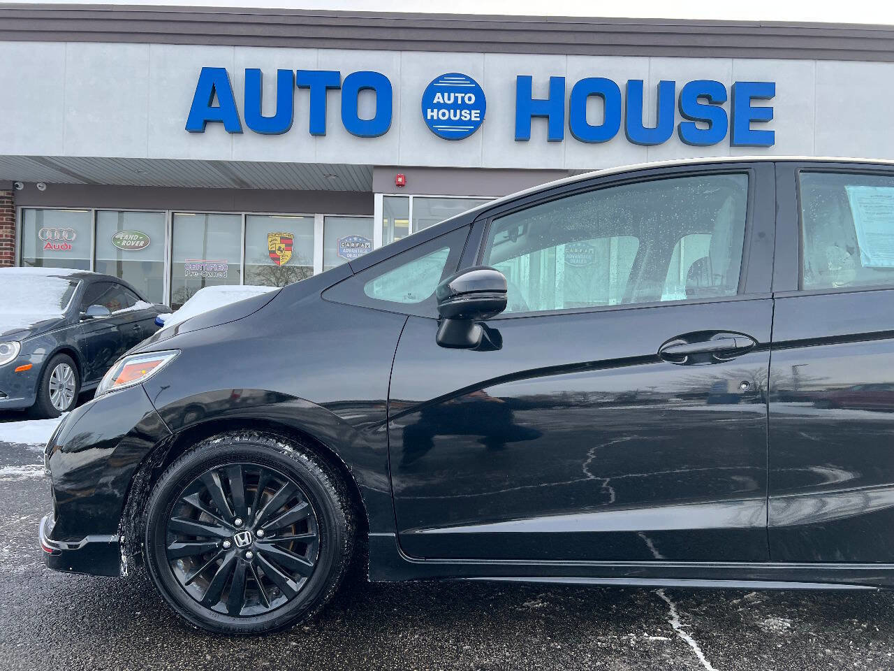 Used 2018 Honda Fit Sport image 31
